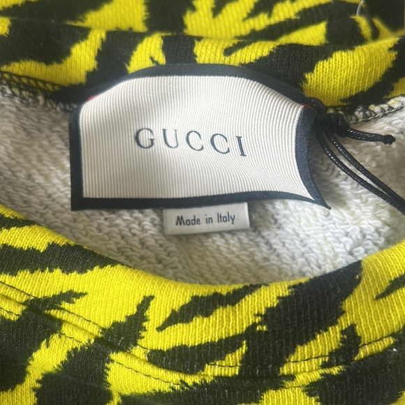 🆕💯% Auth Men’s Gucci Sweatshirt Sz M Tiger Print 🐯 - Picture 5 of 7